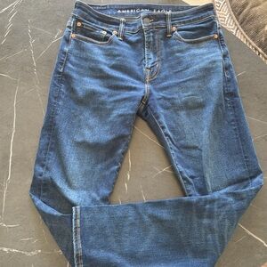 Men’s athletic skinny jeans